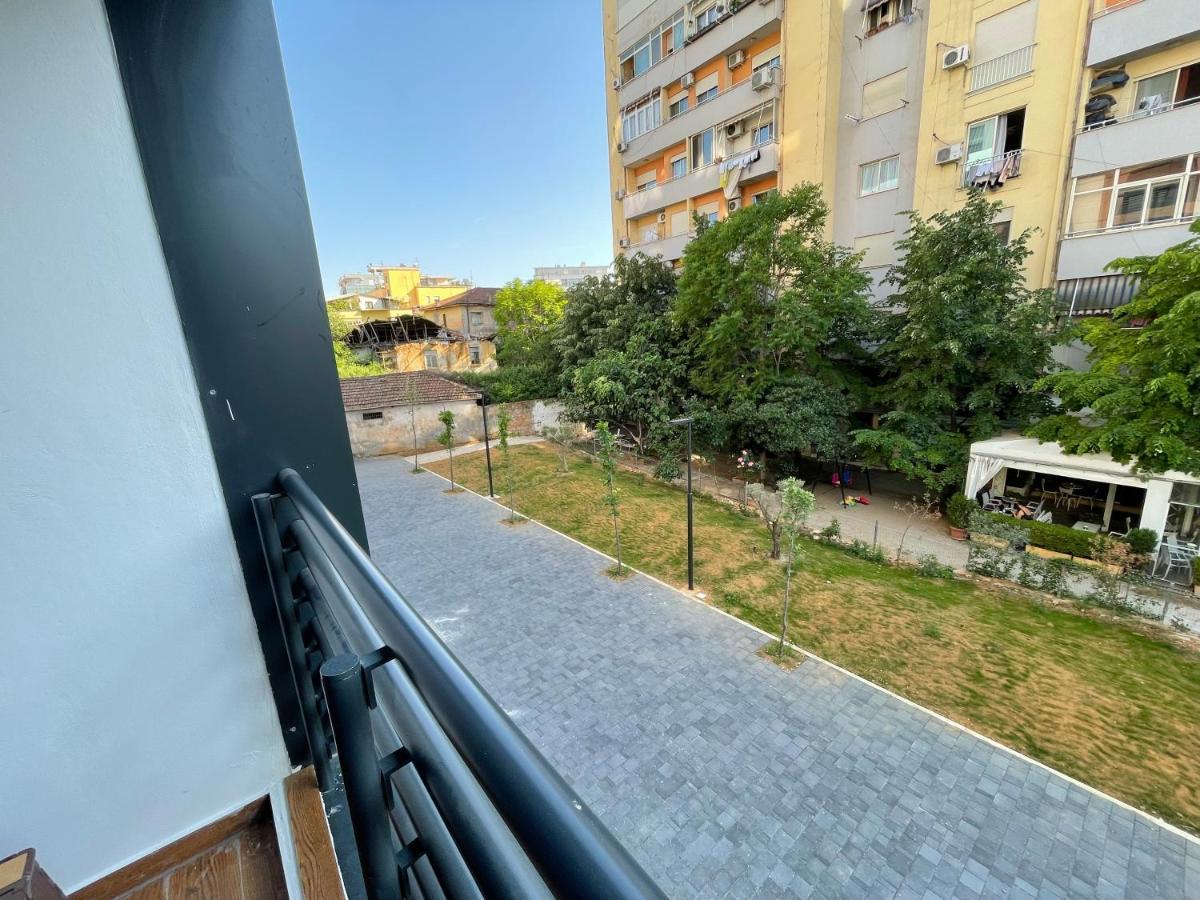 Ferienwohnung New Bazaar 2022 Tirana Exterior foto